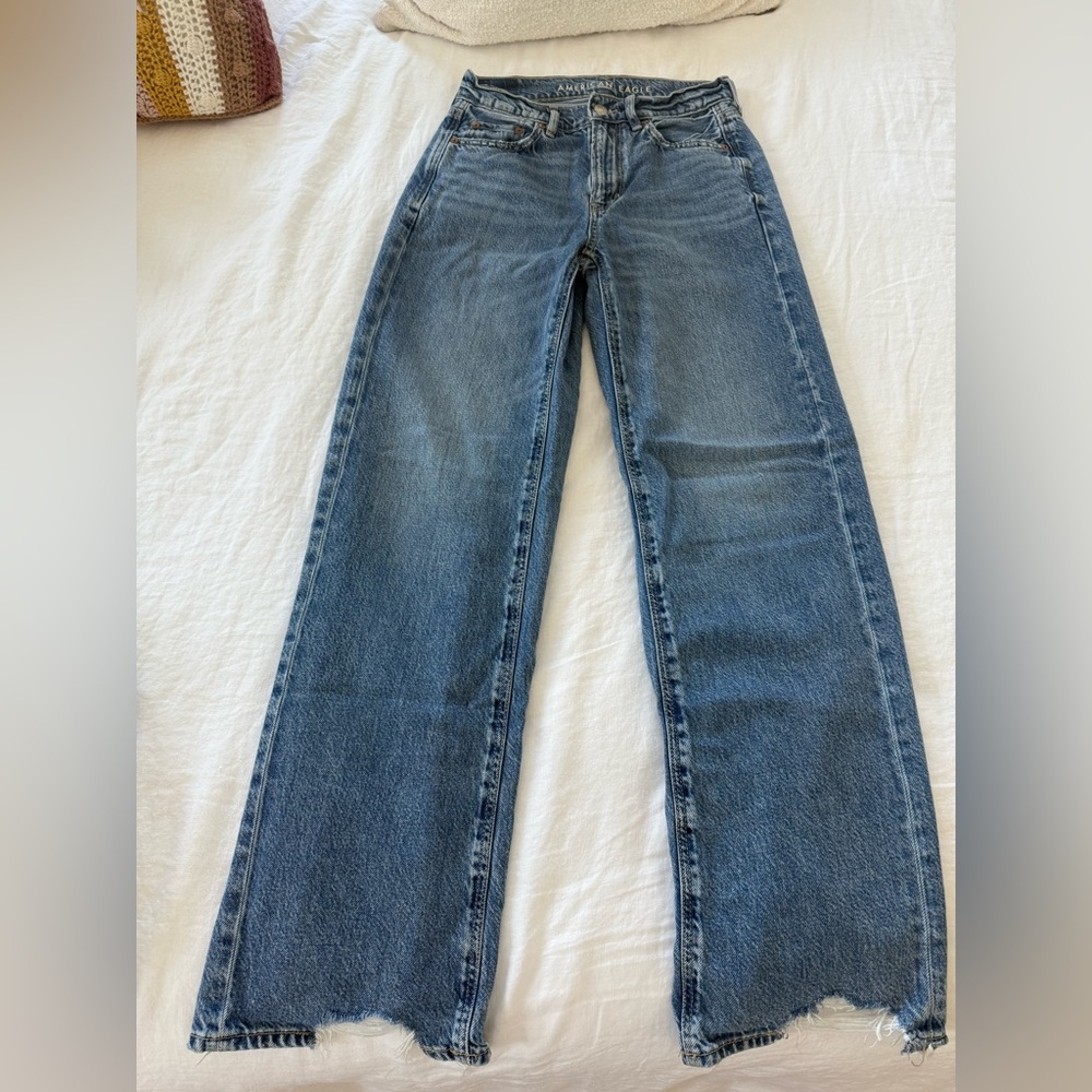 AE Super High Waisted Baggy Wide Leg Jean
